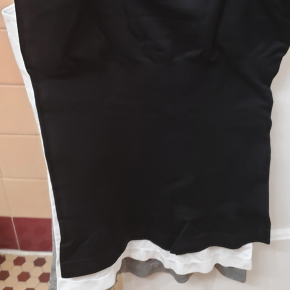 COPY - NWT MarylynMonroe 3PK Spaghetti Sleeves Seamless Shaping Camis;B/W/G;Sz … - Picture 5 of 14